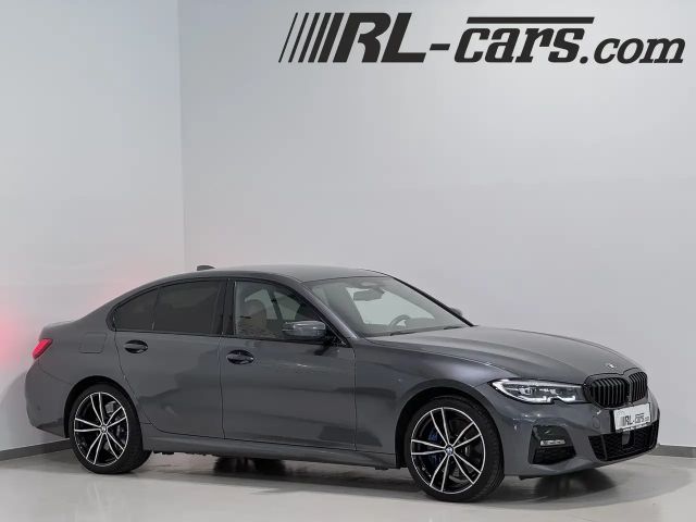 BMW 330 330e M-Sport Sedan xDrive