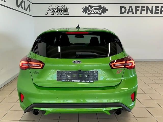 Ford Focus ST Line