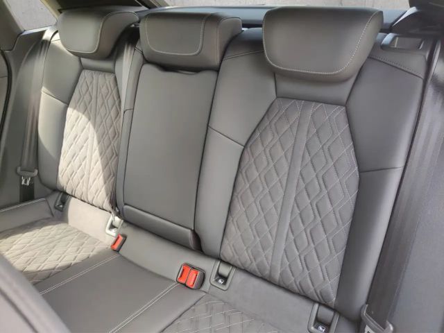 Audi A3 35 TFSI S-Tronic Sedan