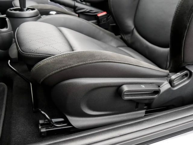 MINI Cooper Cabrio Classic Trim Premium LED Leder Navi