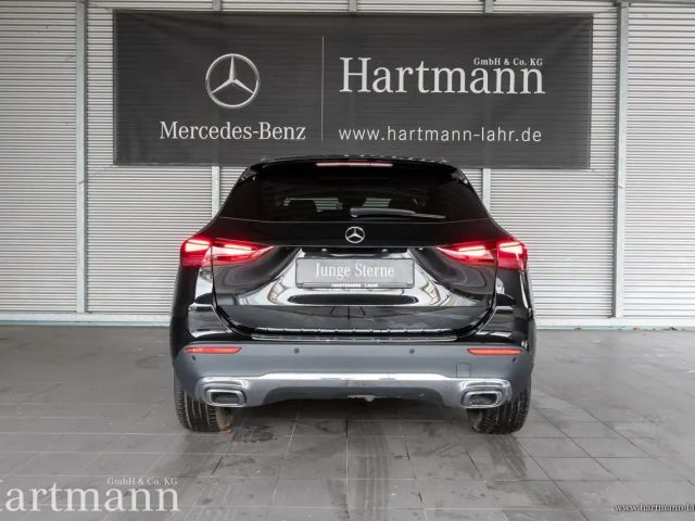 Mercedes-Benz GLA 200 Progressive