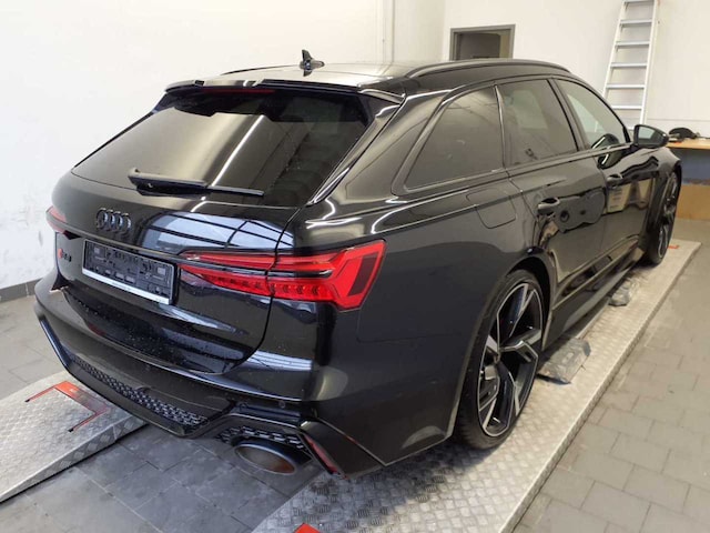 Audi RS6 Avant Quattro