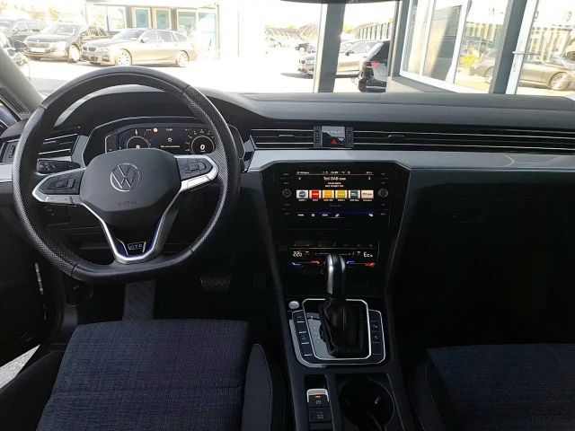 Volkswagen Passat DSG GTE Variant