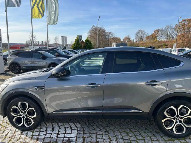 Renault Arkana E-Tech Intens