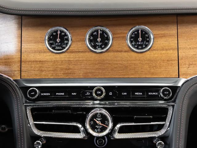 Bentley Flying Spur Hybrid