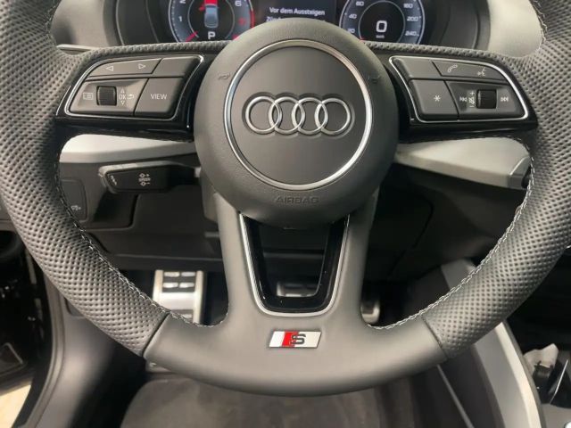 Audi Q2 35 TFSI S-Line