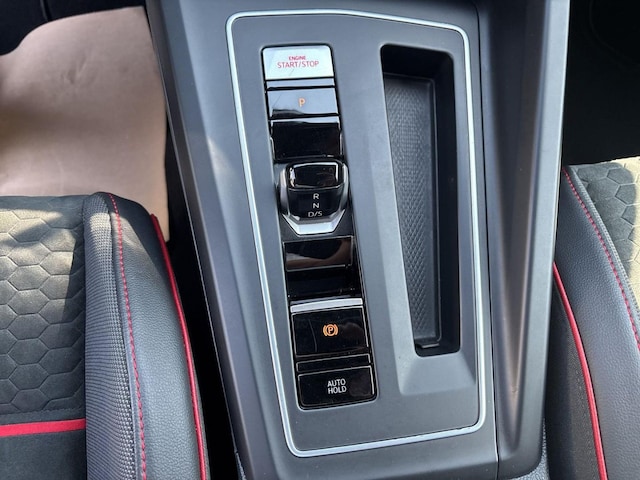 Volkswagen Golf 2.0 TSI DSG GTI