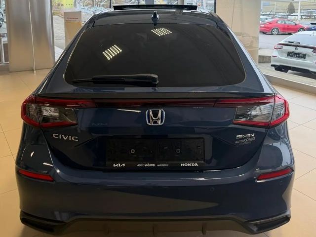 Honda Civic Advance e:HEV