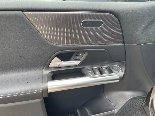 Mercedes-Benz B 200 Progressive