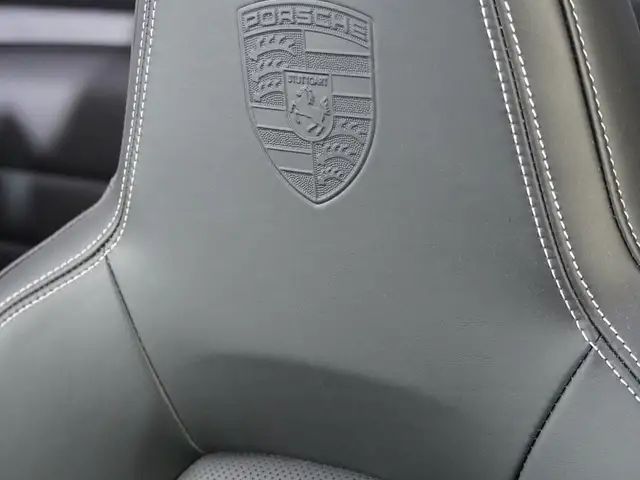 Porsche 992 4 Cabrio Carrera S