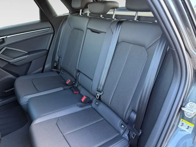 Audi Q3 2.0 TDI S-Line S-Tronic