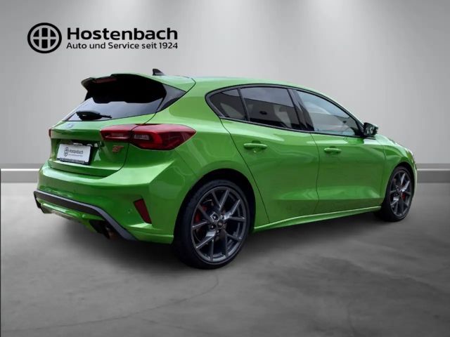 Ford Focus ST Line