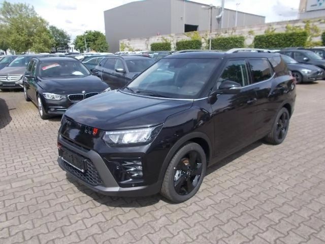 SsangYong Tivoli Grand Blackline 1.5T Navi LED Alu18" Sitzh. Kamera
