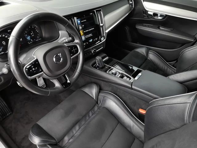 Volvo V90 AWD R-Design T8