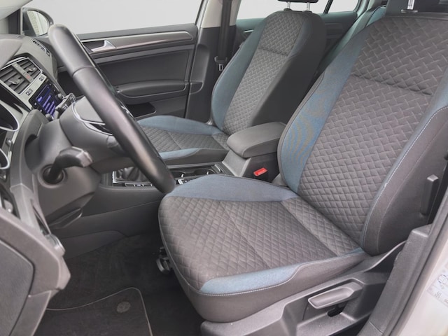 Volkswagen Golf 1.0 TSI IQ.Drive Variant