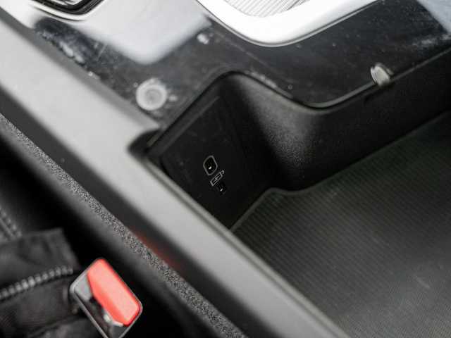 Volvo XC60 AWD Dark Plus T8