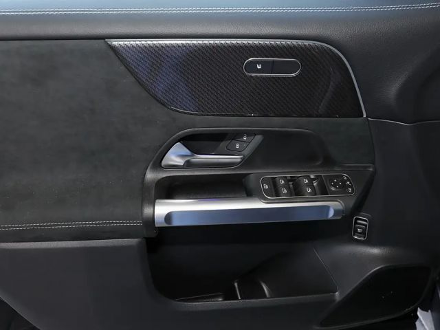 Mercedes-Benz GLB 200 AMG Line