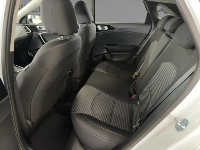 Kia Ceed CEED Ultimate Edition 1.5T LED+Kamera+Navi