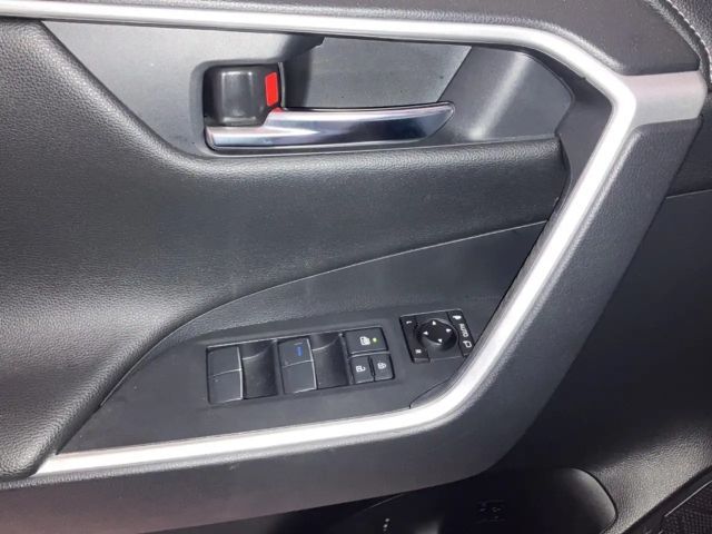 Toyota RAV4 Hybride Team D