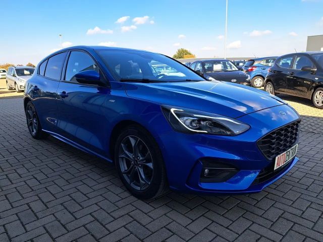 Ford Focus ST Line