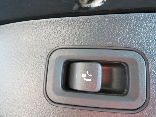 Mercedes-Benz GLA 200 AMG Line GLA 200 d