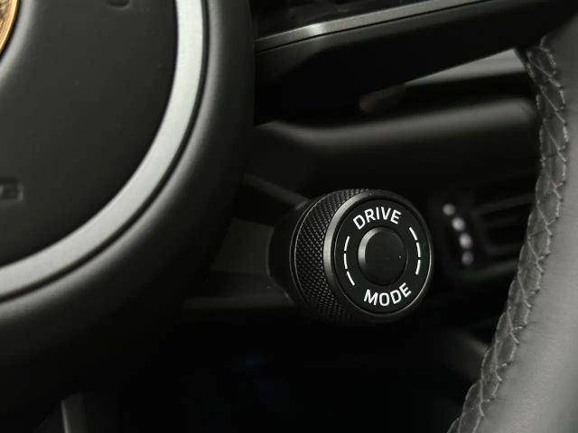 Porsche 992 4S Carrera Coupé