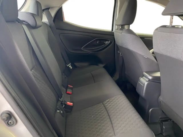 Toyota Yaris Hatchback Hybride Team D