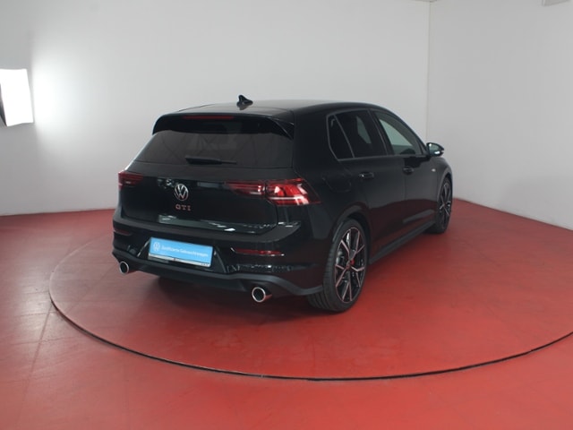 Volkswagen Golf 2.0 TSI DSG Style
