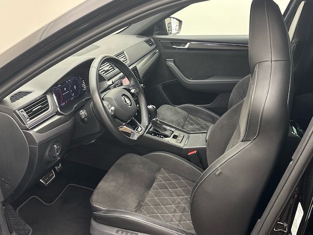 Skoda Superb 2.0 TDI Combi Sportline