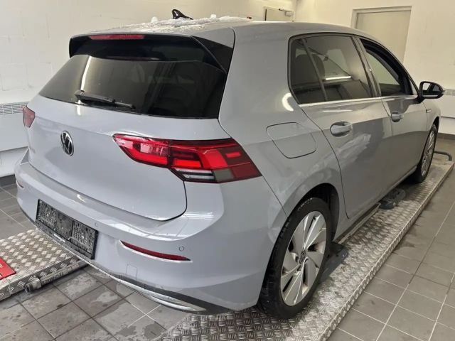 Volkswagen Golf 1.5 eTSI DSG Golf VIII Style