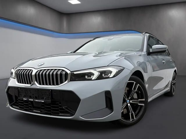 BMW 330 330i Touring xDrive
