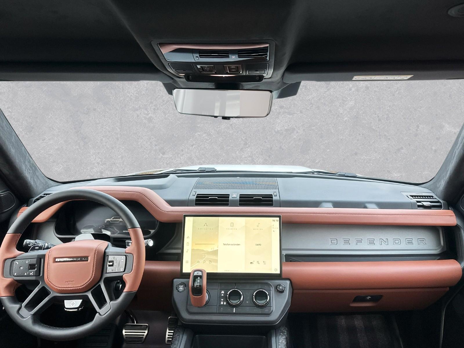 Land Rover Defender 110