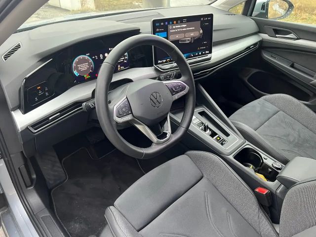 Volkswagen Golf Business DSG Variant