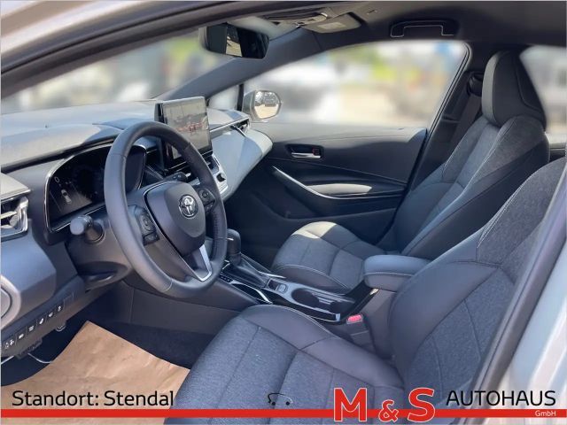 Toyota Corolla Hybride Team D