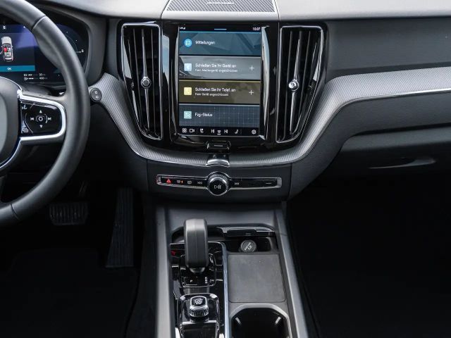 Volvo XC60 AWD Dark Plus T6