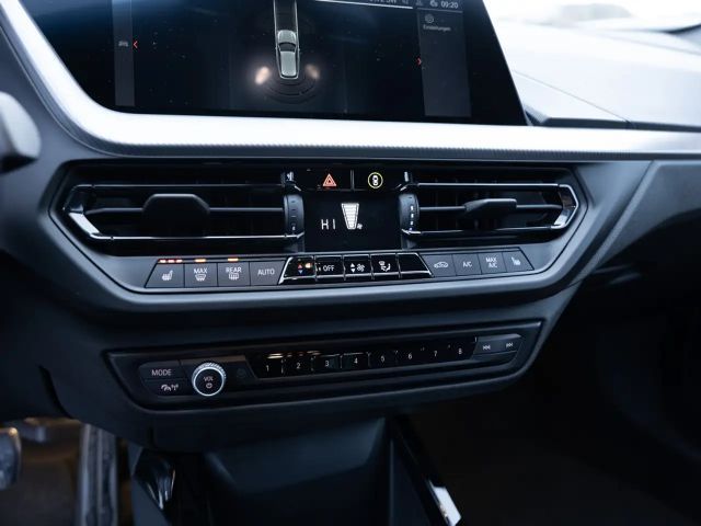 BMW 118 118i M-Sport Sedan