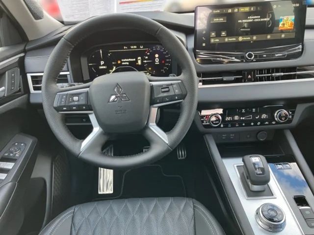 Mitsubishi Outlander 4WD PHEV