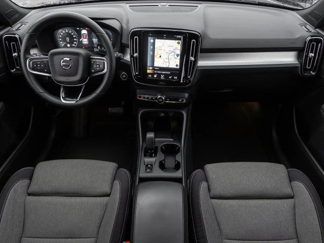 Volvo XC40 Core T4