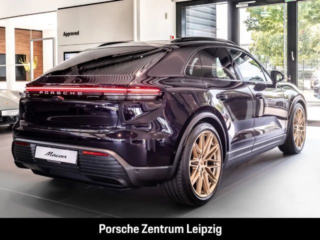 Porsche Macan 4