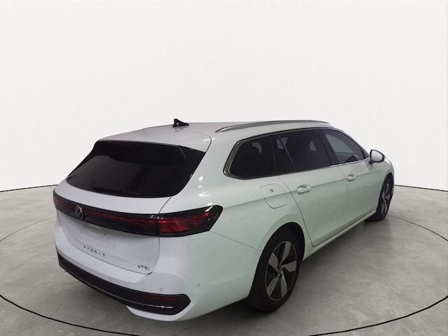Volkswagen Passat 1.5 eTSI Business Variant