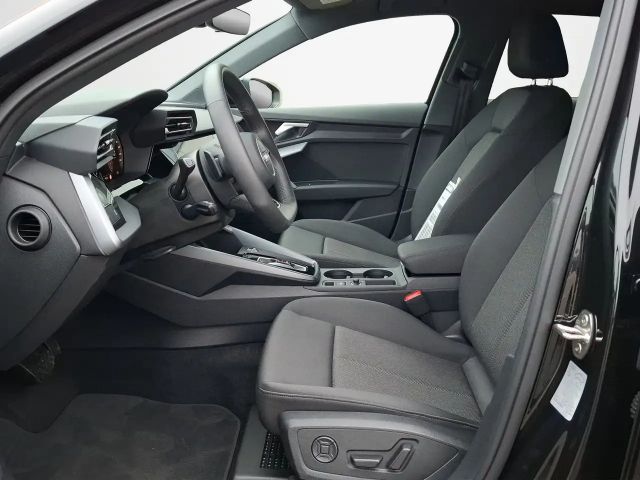 Audi A3 30 TFSI Sedan Sportback