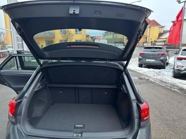 Volkswagen T-Roc 1.5 TSI DSG R-Line