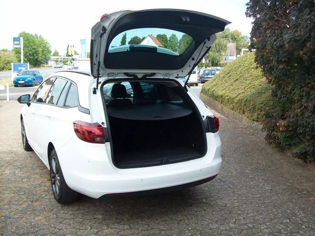 Opel Astra 1.2 Turbo Sports Tourer