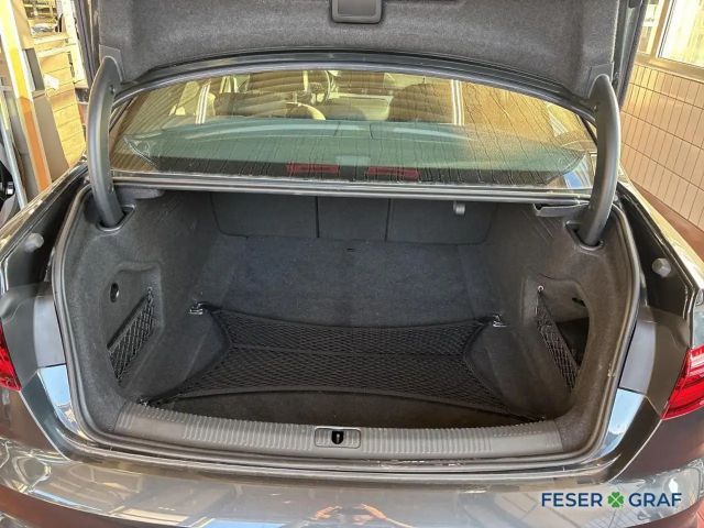 Audi A4 2.0 TDI Sedan