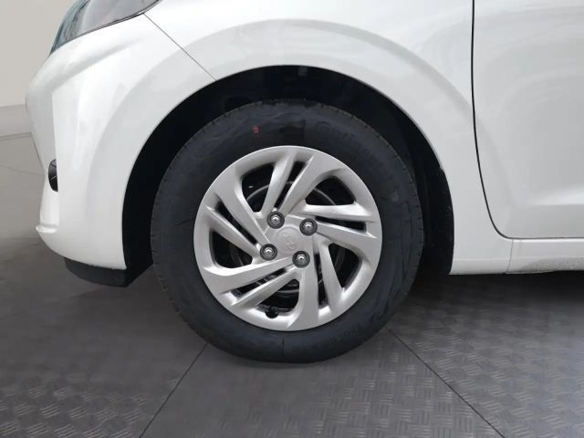 Hyundai i10 i Line Plus 1,0 MT