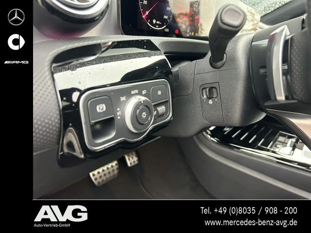 Mercedes-Benz CLA 200 AMG Line Shooting Brake