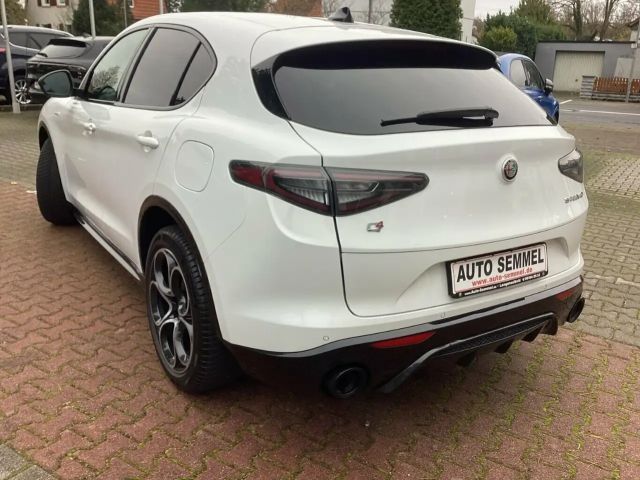 Alfa Romeo Stelvio Q4 Turbo Veloce