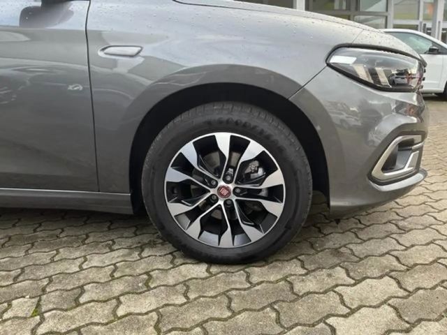 Fiat Tipo CityCross Life