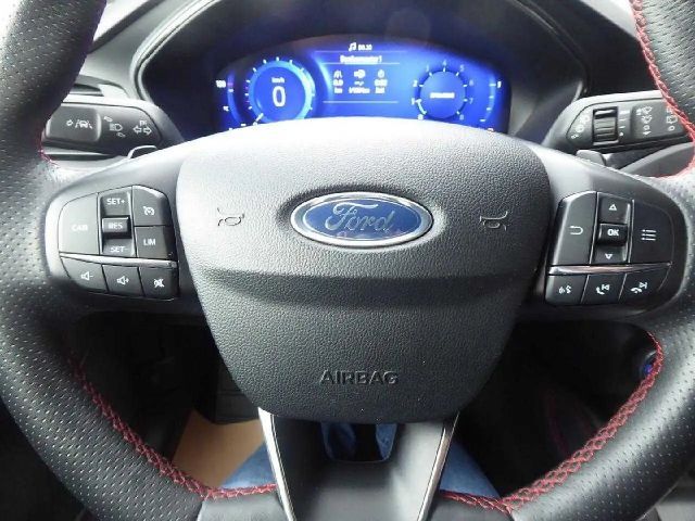 Ford Focus ST Line Wagon