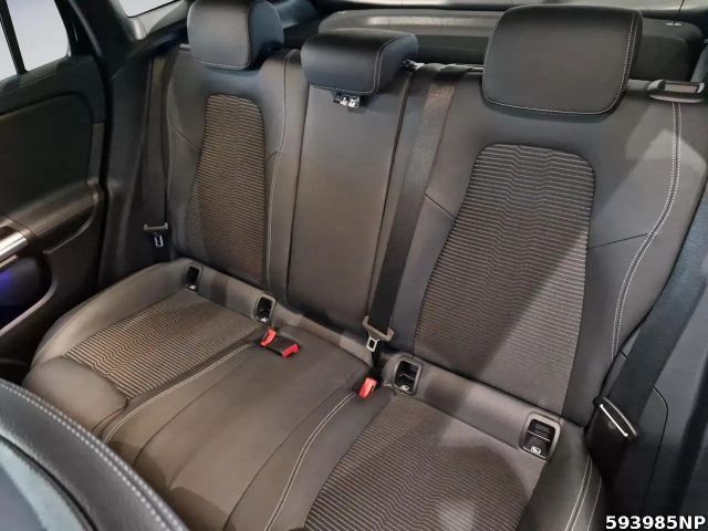 Mercedes-Benz GLA 200 Progressive